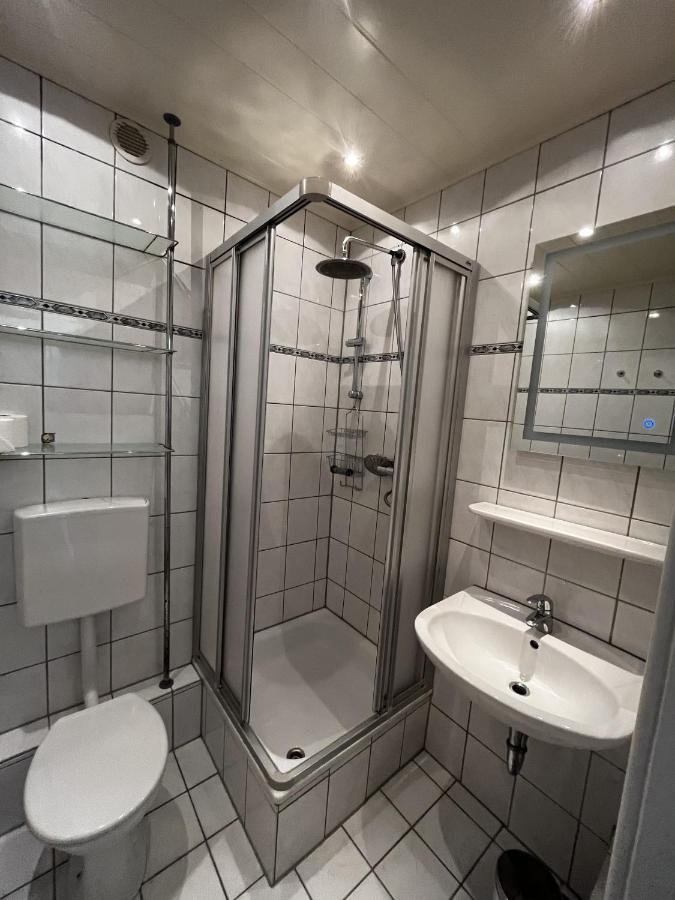 Urban Living On Worringer Apartment Dusseldorf Bagian luar foto